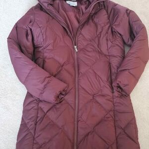 Columbia Women's Puffer Jacket - Deep Red